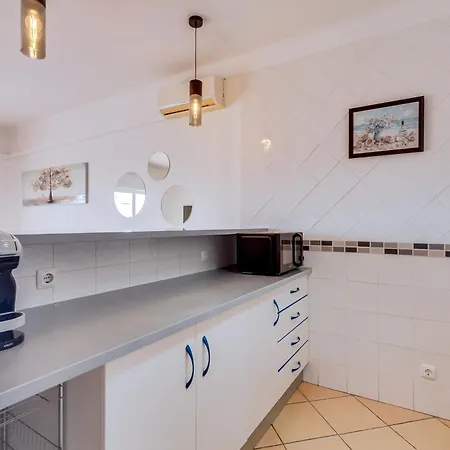 Vale Do Farol Cozy Retreat Apartment