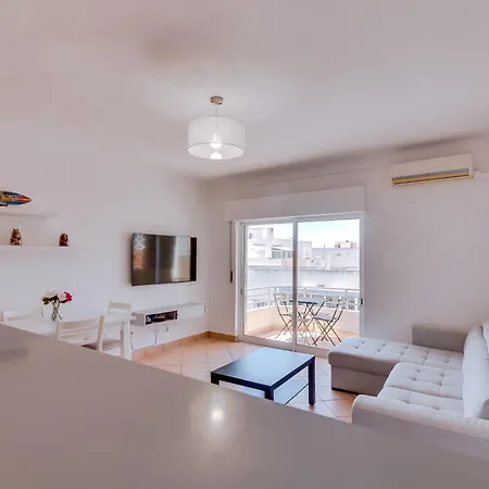 Vale Do Farol Cozy Retreat * Quarteira