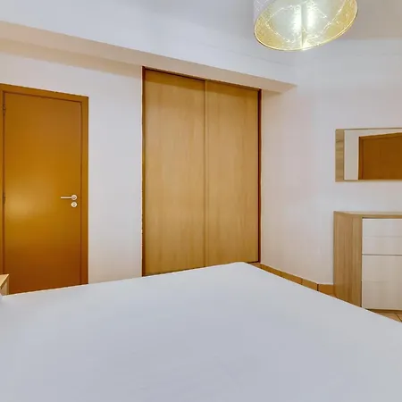 Apartment Vale Do Farol Cozy Retreat