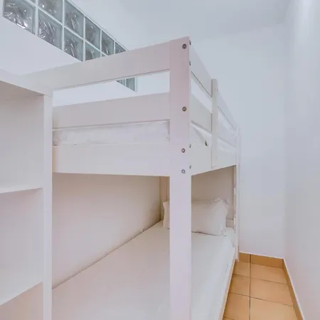 Vale Do Farol Cozy Retreat Apartment Quarteira